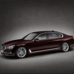 BMW_M760Li_Excellence_2016_oficialni_prvni_02_800_600