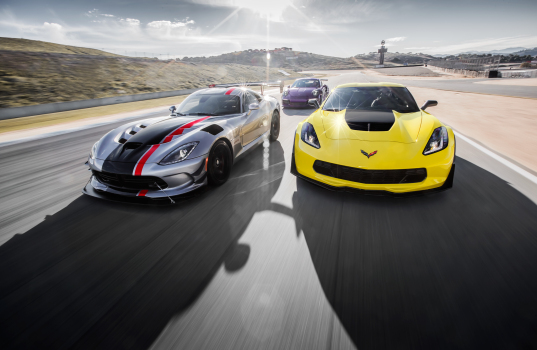 2016-Chevrolet-Corvette-Z06-Z07-Dodge-Viper-ACR-Porsche-911-GT3-RS-fr