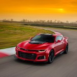 2017-Chevrolet-Camaro-ZL1-front-three-quarter-in-motion-02