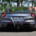 Ferrari_F12_Berlinetta_s_kouli_05_800_600