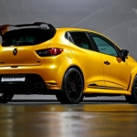 Renault_Clio_R.S.16_oficialni_sada_17_800_600