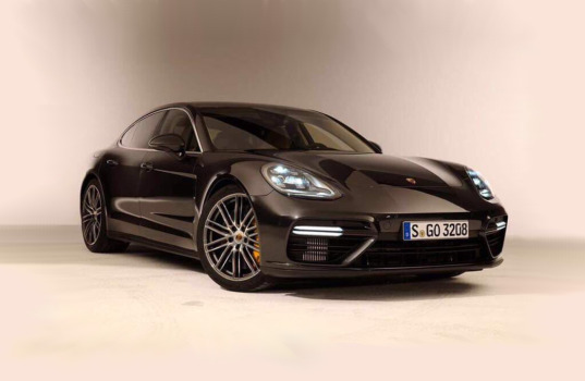 2017-porsche-panamera-leaked-photos