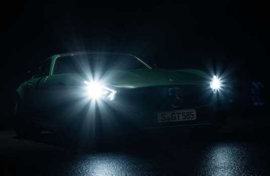 mercedes-amg-gt-r-teaser-image (9)