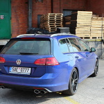 volkswagen golf R variant exterior (22)