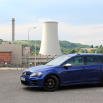 volkswagen golf R variant exterior (31)