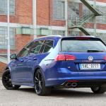 volkswagen golf R variant exterior (33)