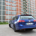 volkswagen golf R variant exterior (37)