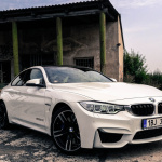 BMW M4 exterior (2)