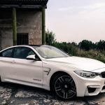 BMW M4 exterior (3)