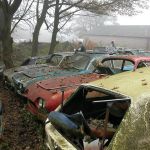 abandoned-cars-reliant-scimitar-graveyard-uk-6