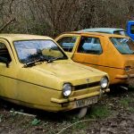 reliant-robin-graveyard-abandoned-wales