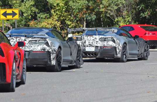 2018-chevy-corvette-zr1-spy-photo (17)