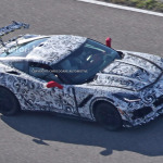 2018-chevy-corvette-zr1-spy-photo (7)