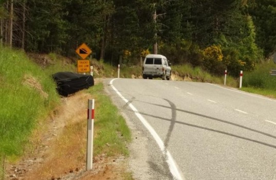 McLaren_F1_crash_New_Zealand_01_800_600