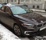 2017-BMW-1er-Limousine-F52-Muenchen-01