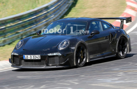 porsche-911-gt2-spy-pics