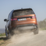 land-rover-discovery-5-exterior-32