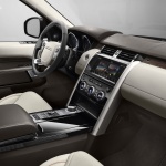 land-rover-discovery-5-interior-3