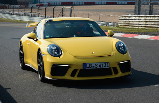 2018-porsche-911-gt3-nurburgring-2