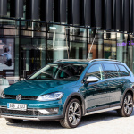 volkswagen-golf-alltrack-exterior-1