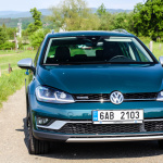 volkswagen-golf-alltrack-exterior-12