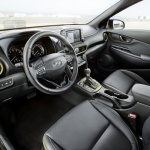 2017-20-06-12-52-12-928-500-12-all-new-kona-interior-1