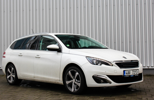 peugeot-308-sw-exterior-2