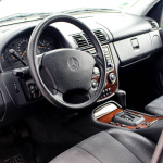 mercedes-ml-w163-interior-2