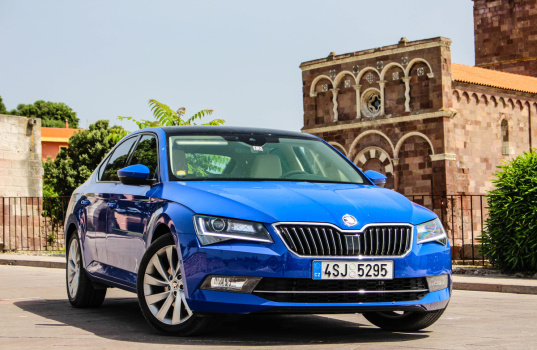 skoda-superb-exterior-11