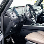 mercedes-benz-g-2018-interior-8