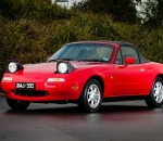 mazda-mx-5-rossa-tre-quarti