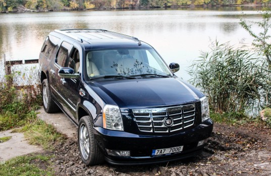 cadillac-escalade-exterior-4