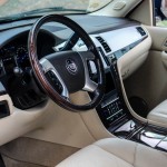 cadillac-escalade-interior-3