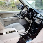 cadillac-escalade-interior-8