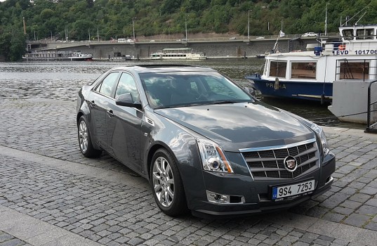 cadillac-cts-exterior2