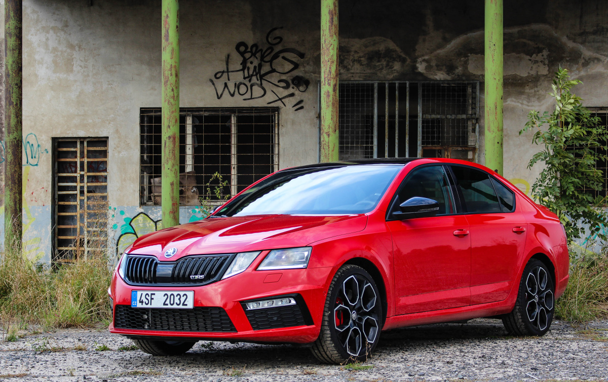 skoda-octavia-rs245-exterio