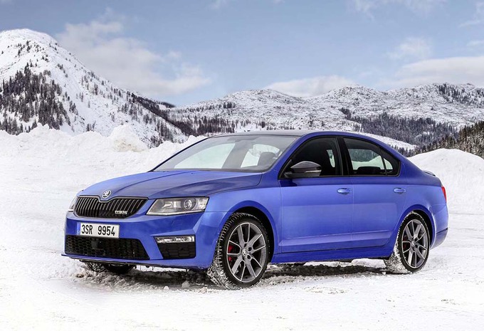 skoda-octavia_rs_4x4_2017_1280x960_wallpaper_01