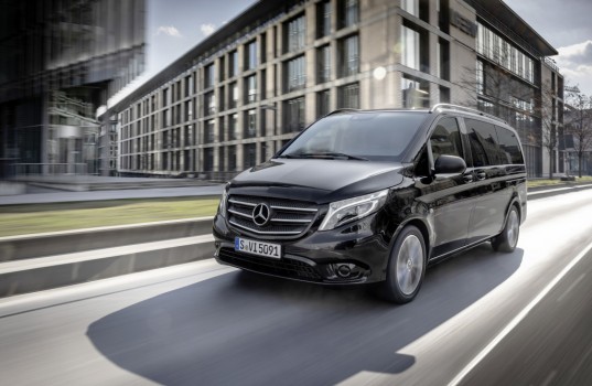 Erweitertes Angebot für einen Bestseller: Mercedes-Benz Vito ab März mit neuer Motorenfamilie und digitalen Service-PaketenBest-seller's portfolio expanded: Mercedes-Benz Vito available from March with new engines and digital service packages