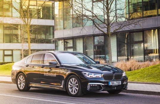 bmw-7-40-jahre-exterior-3