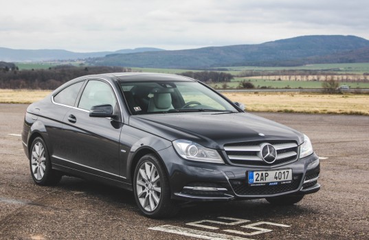 mercedes-benz-c-coupe-w204-10