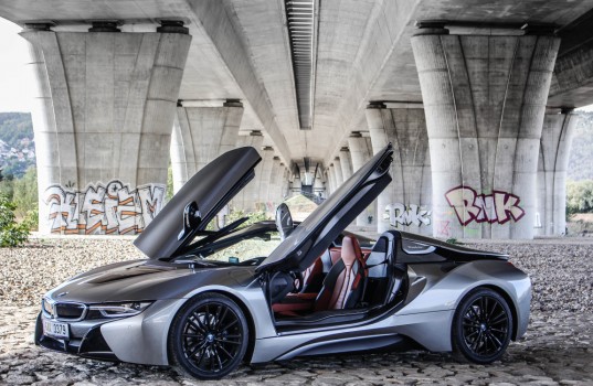 bmw-i8-roadster-exterior-2