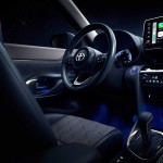 2020-toyota-yaris-cross-15