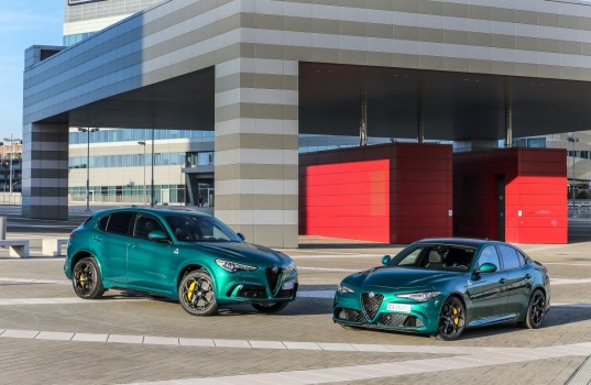 2020-alfa-romeo-stelvio-quadrifoglio-a-alfa-romeo-giulia-quadrifoglio-facelift-1