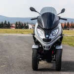 piaggio-mp3-300-hpe-24