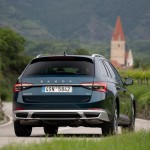 skoda-superb-scout-2