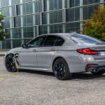 2020-plug-in-hybrid-bmw-545e-xdrive-2