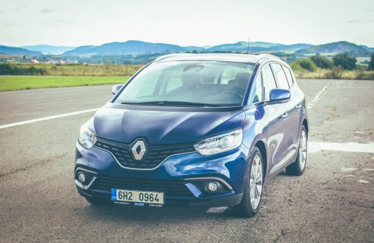 renault-grand-scenic-iv-3