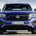 2020-volkswagen-touareg-r-plug-in-hybrid-3