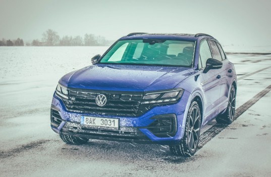 volkswagen-touareg-r-ehybrid-6