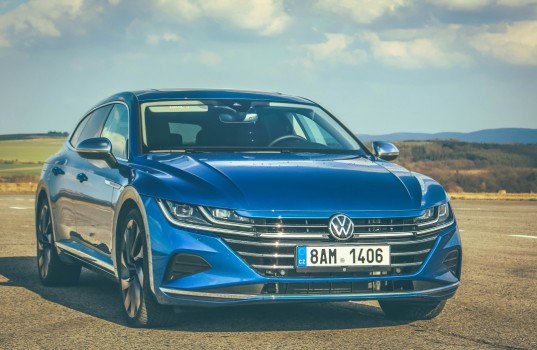 volkswagen-arteon-shooting-brake-2